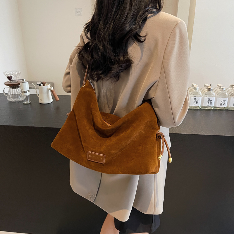Autumn And Winter Niche Shoulder Underarm Pillow Leopard Print Women's Messenger Bag - Image 8